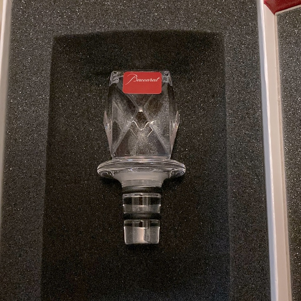 Baccarat liquor bottle stopper NWT